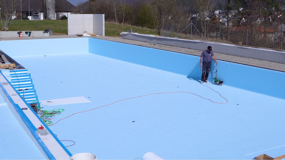 UNIROOF 300 2